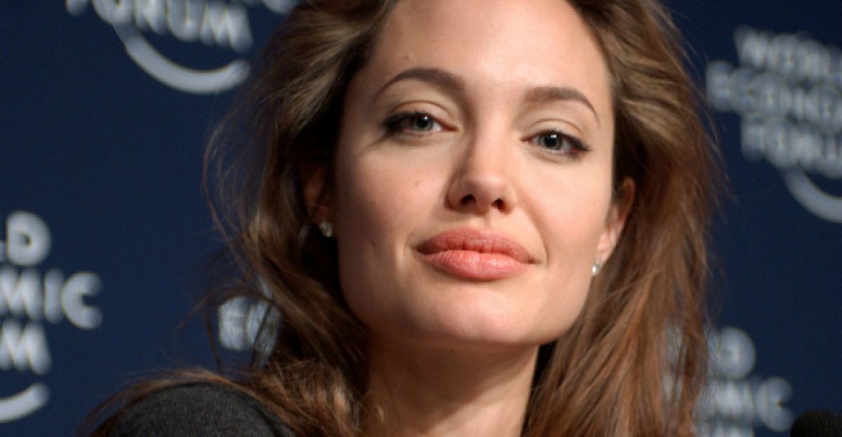 Angelina Jolie Has Double Mastectomy Newstalk