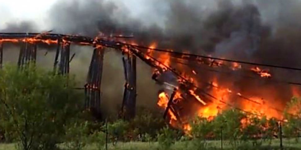 [VIDEO] Flaming railway bridge...