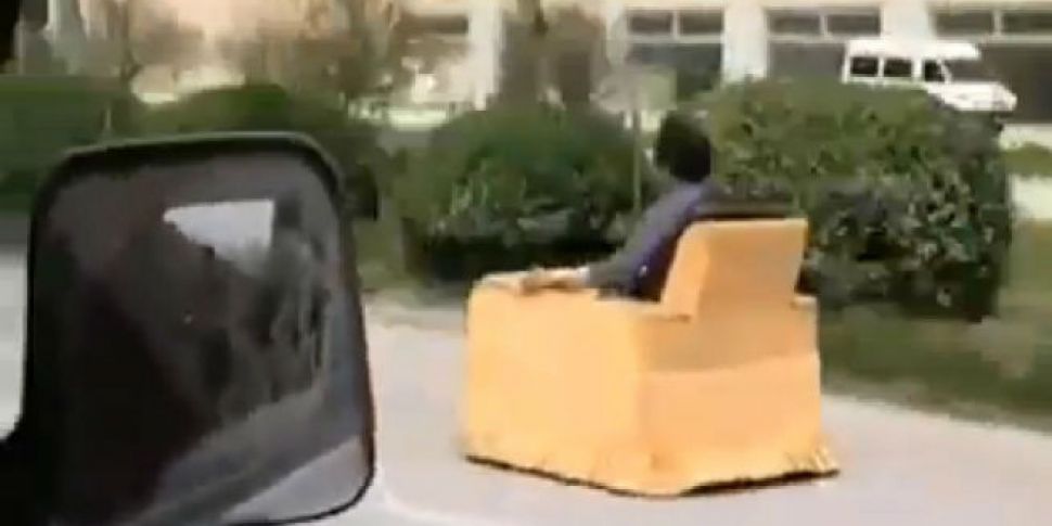 [Video] Man drives armchair on...