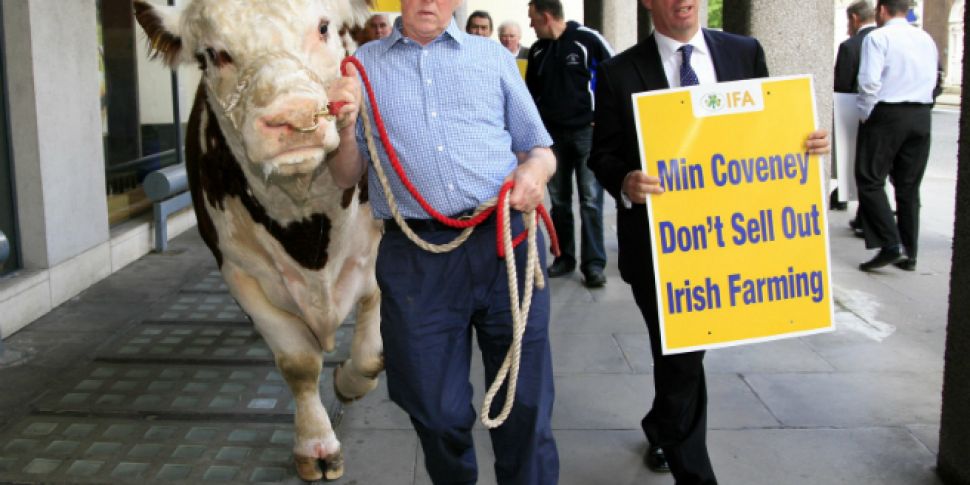 Farmers protest in Dublin &...