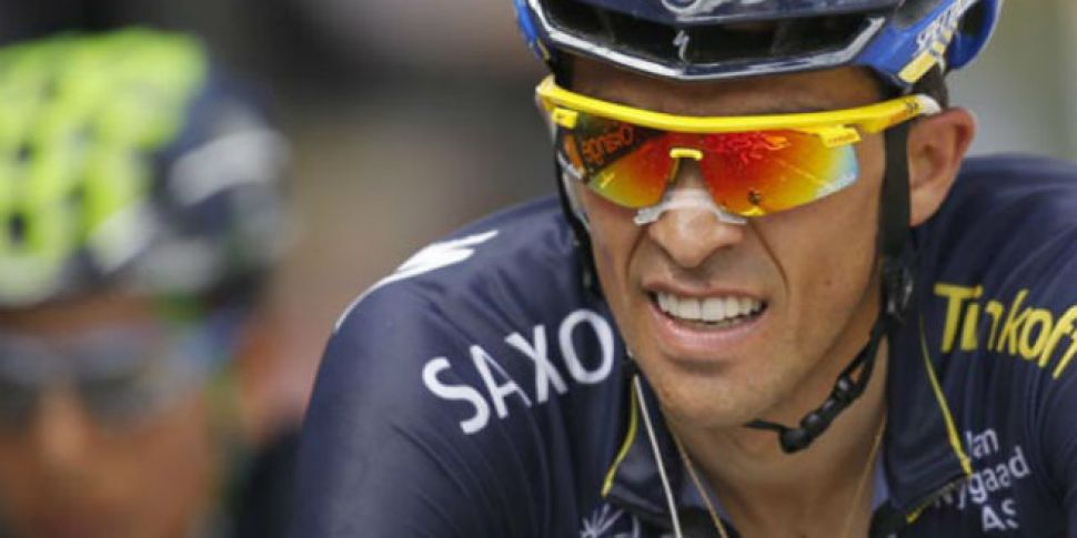 Contador back in contention af...