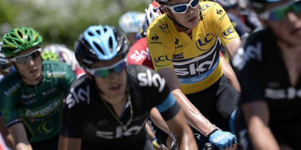 Froome maintains Tour de Franc...