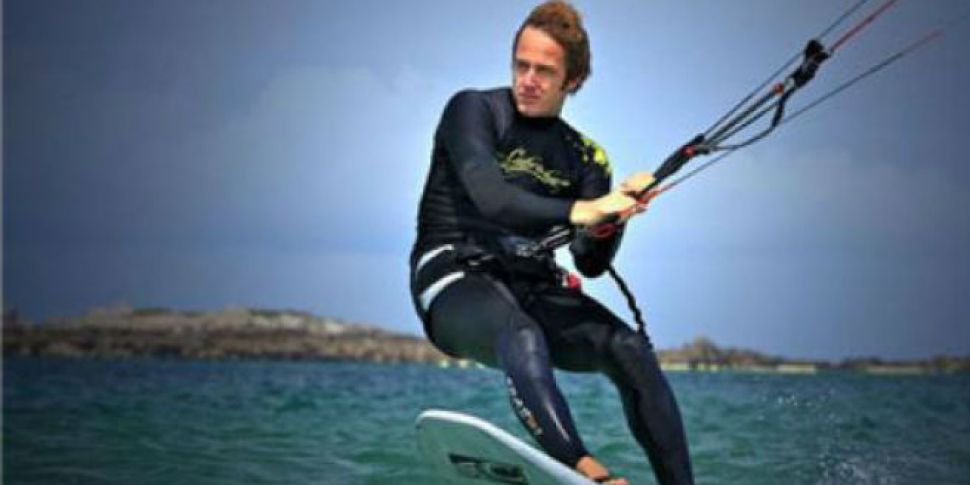 Kite surfer completes first le...