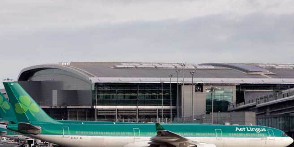 Aer Lingus says summer booking...