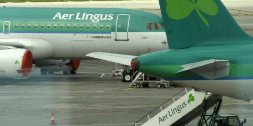 Aer Lingus flight forced to la...