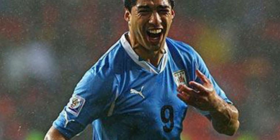 Suarez World Cup hopes in doub...