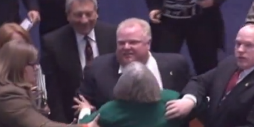 VIDEO: Shamed Toronto mayor kn...