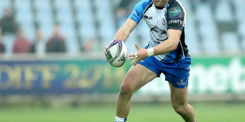 Henshaw signs new deal with Co...