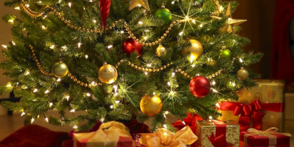 VIDEO: The Christmas tree ligh...