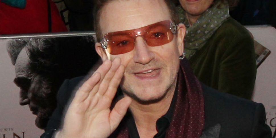 Door falls off U2&#39;s pr...