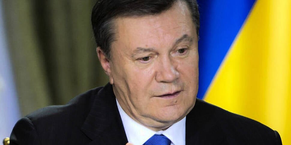 Ukraine president refuses to q...