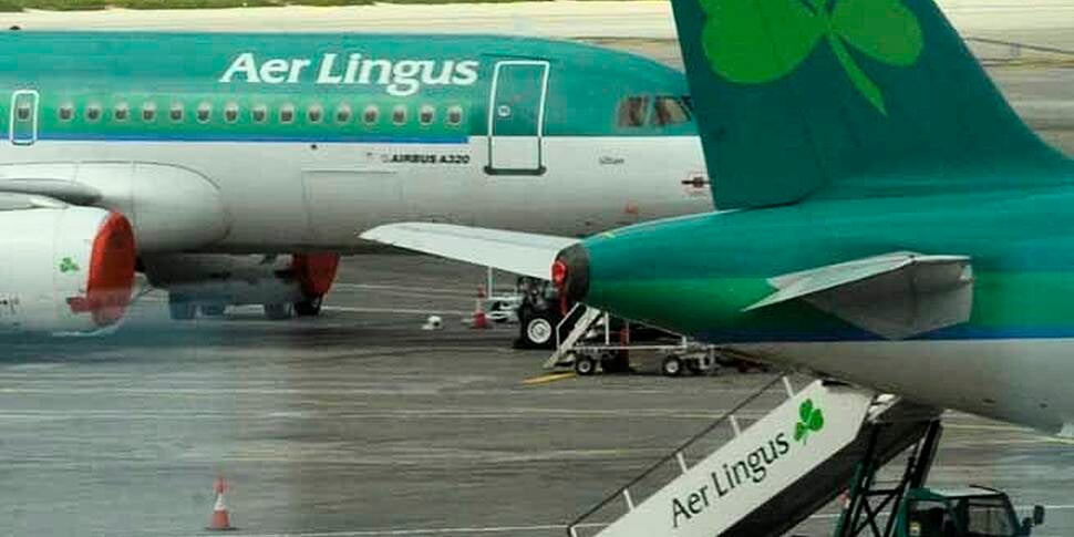 Aer Lingus forced to change fl...