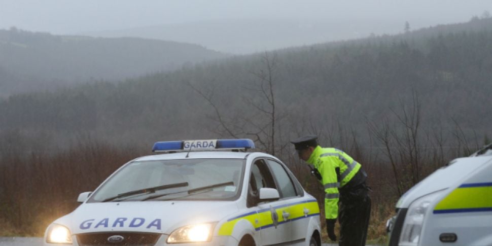 Woman (30s) killed in car cras...