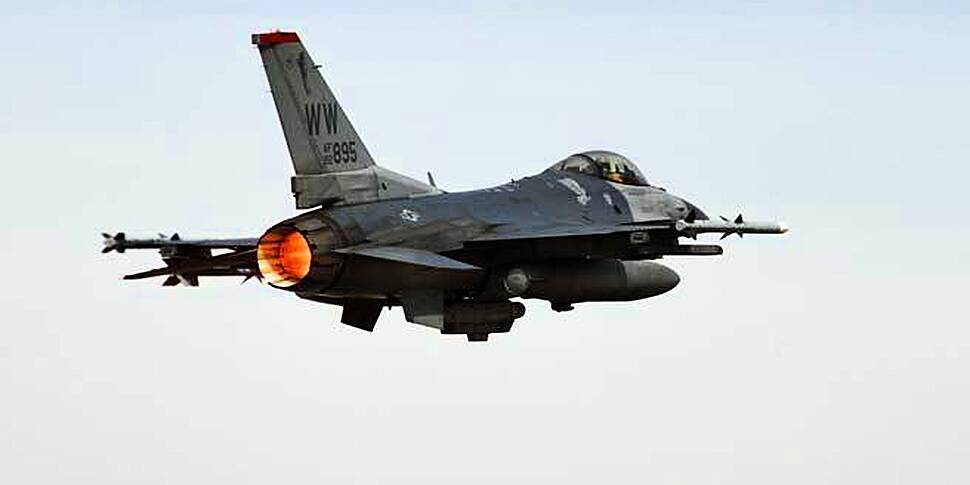 Iraq asks US to conduct air st...