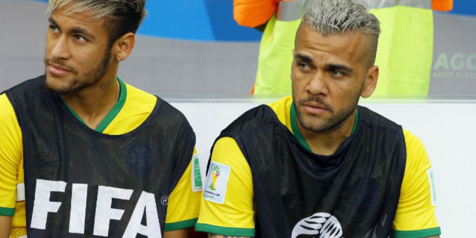 Dunga criticizes Neymar and Al...