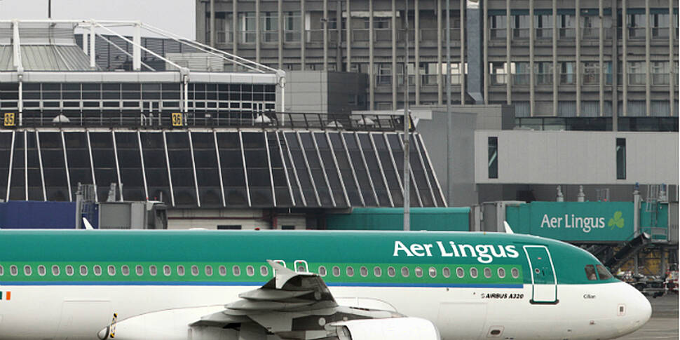 Aer Lingus flight lands safely...