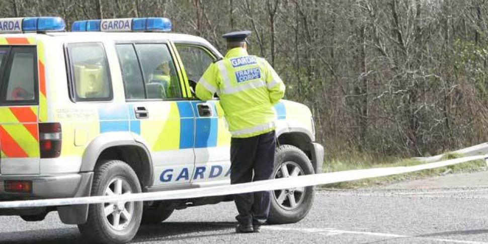 Man dies after two car collisi...