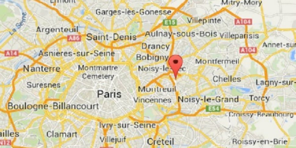 Six people killed in Paris bui...