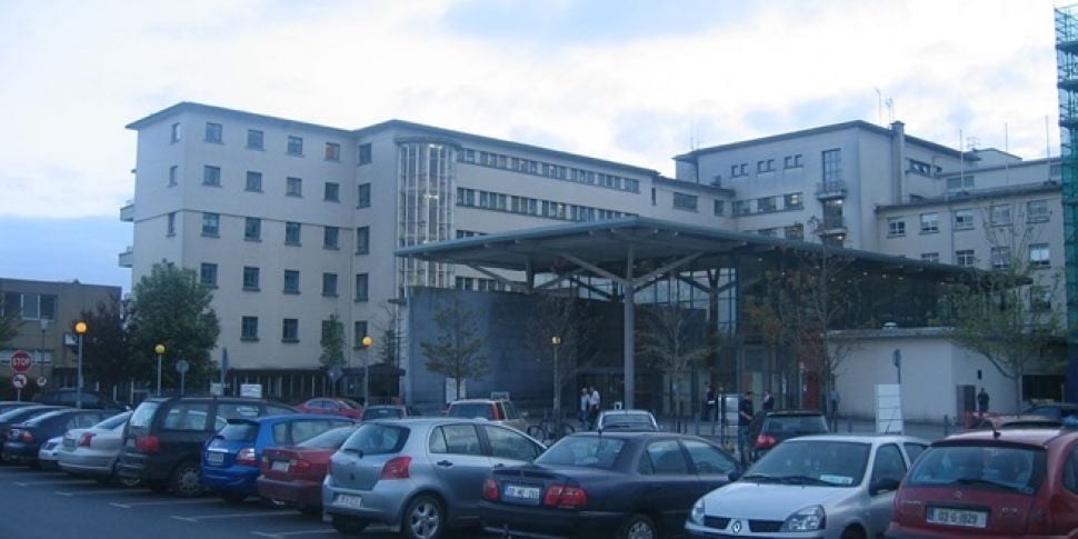 Galway hospital capacity warni...