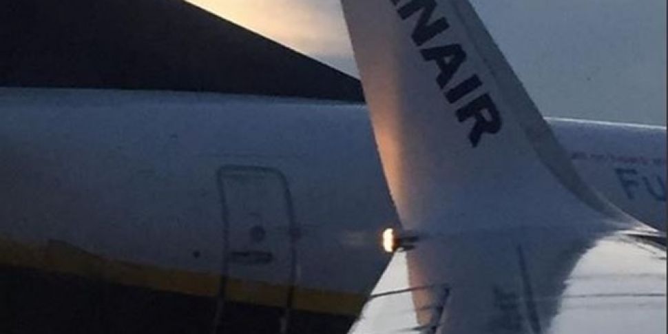 VIDEO: Ryanair passenger descr...