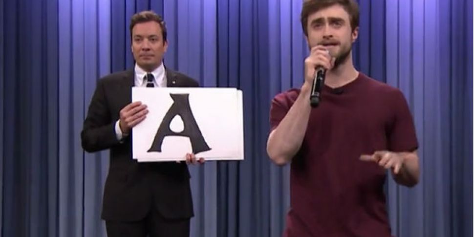 VIDEO: Daniel Radcliffe rappin...