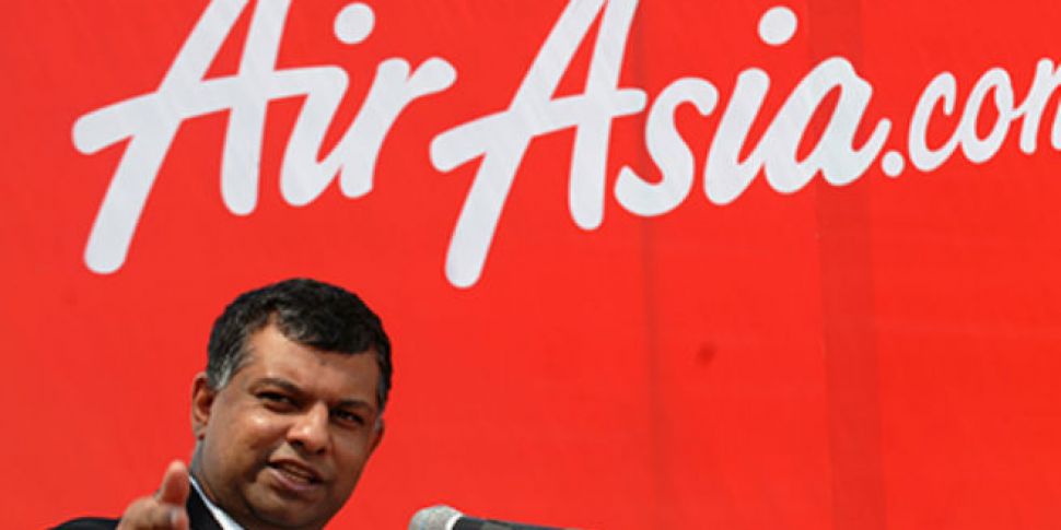 AirAsia CEO Tony Fernandes bou...