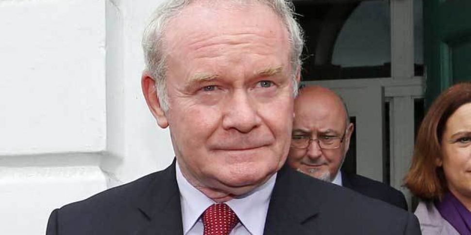 Martin McGuinness resigns as N...