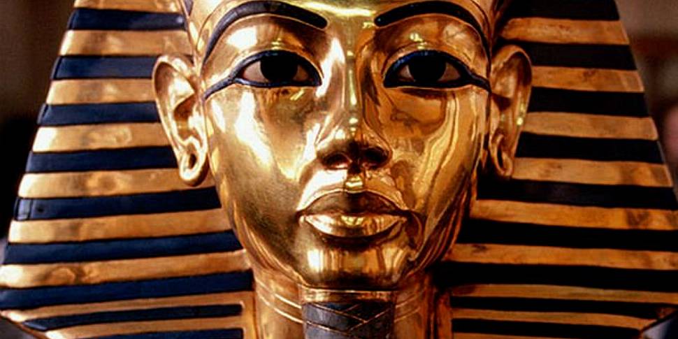 Tutankhamun&#39;s beard st...