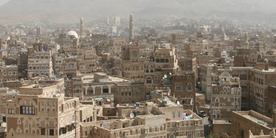 Rebels surround Yemen Prime Mi...