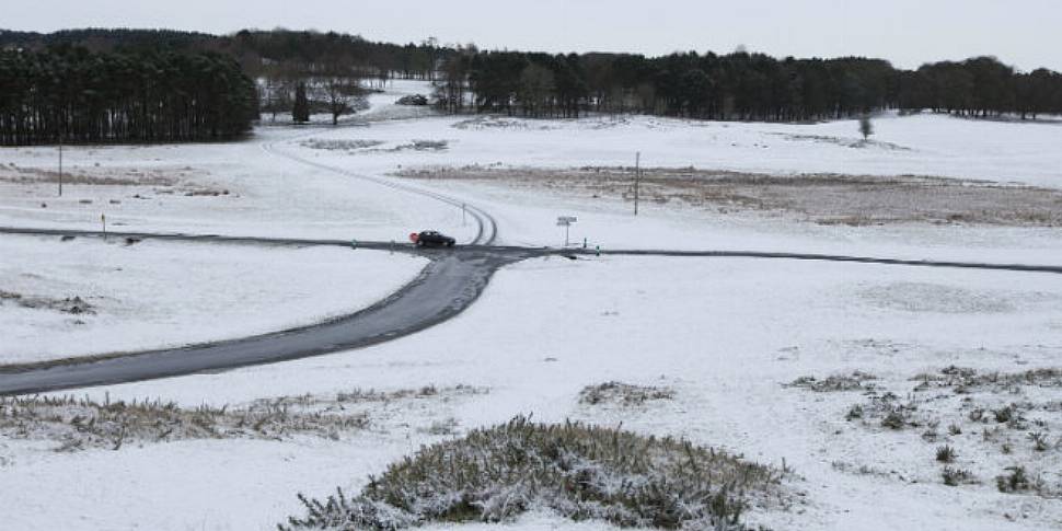 Met Éireann warns wintry showe...