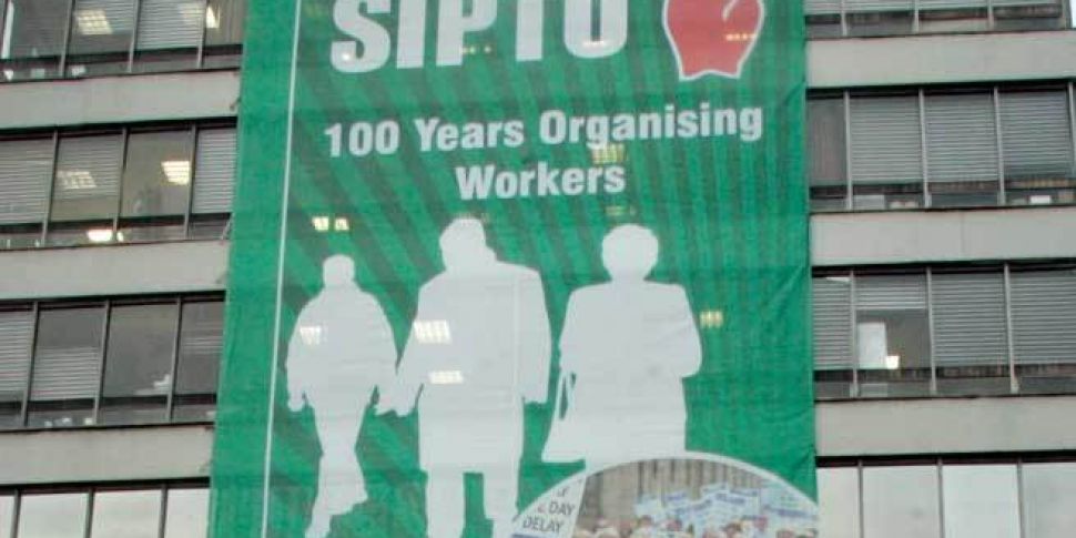 SIPTU members in the Dublin Fi...