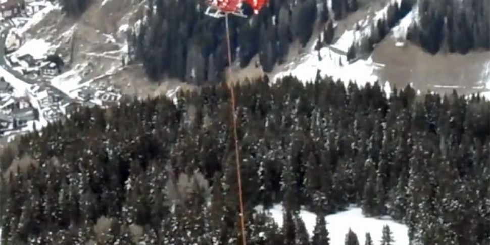 WATCH: 200 skiers are winched...