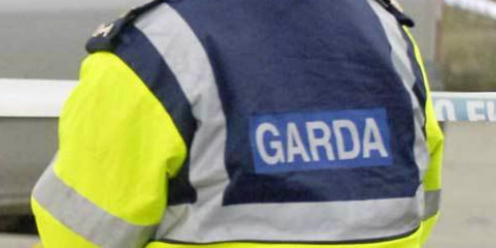 Man found dead in Waterford di...