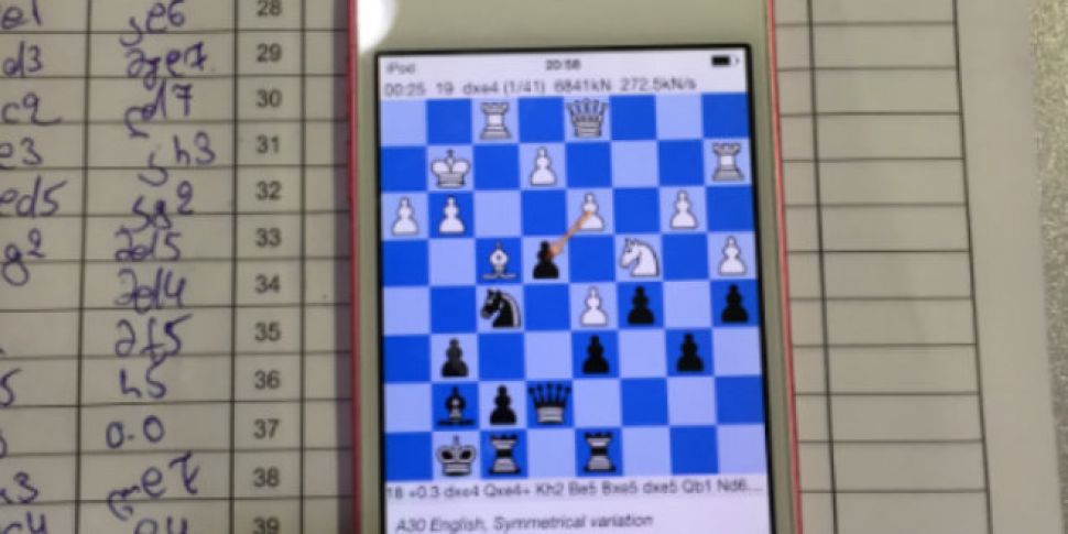 Chess grandmaster thrown out o...
