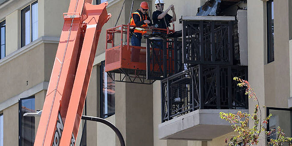 Engineer says Berkeley balcony...