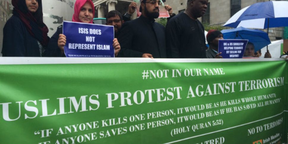 Irish Muslims holding protest...