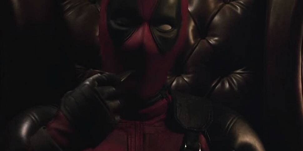 WATCH: Ryan Reynolds breaks th...