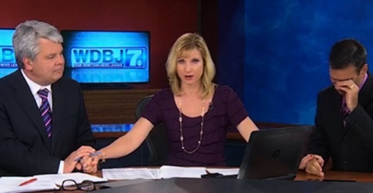 WATCH: WDBJ 7 hold a moment of silence on air for colleagues who lost ...