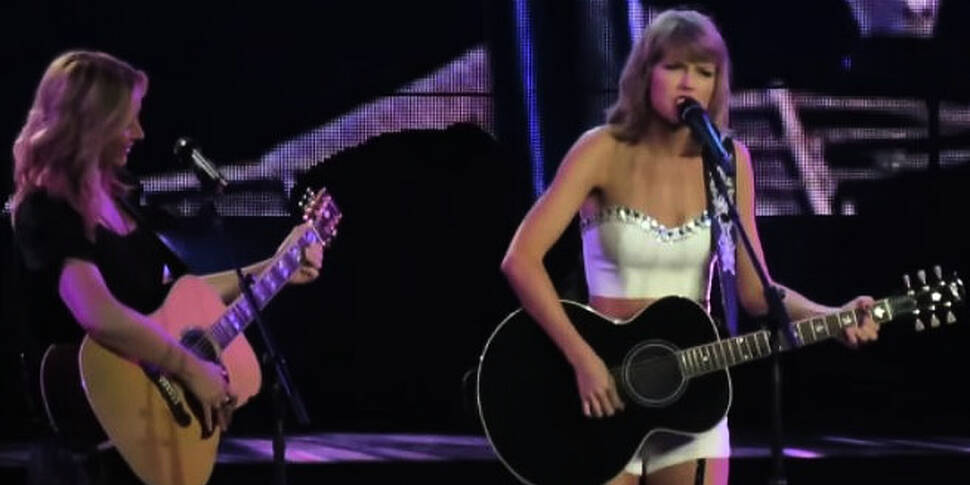 WATCH: Taylor Swift performs &...