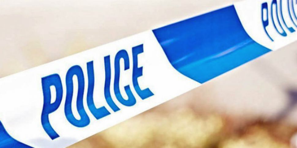 Police officer shot in London
