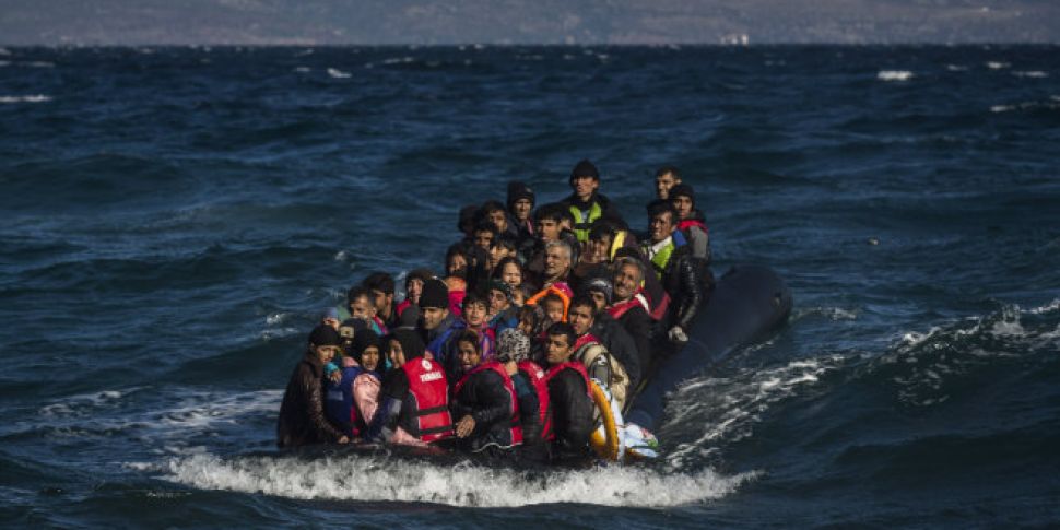 Refugees drown off coast of Gr...