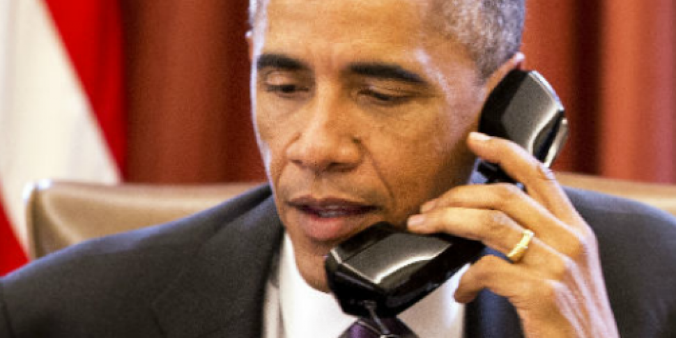 Obama calls on Putin to cease...