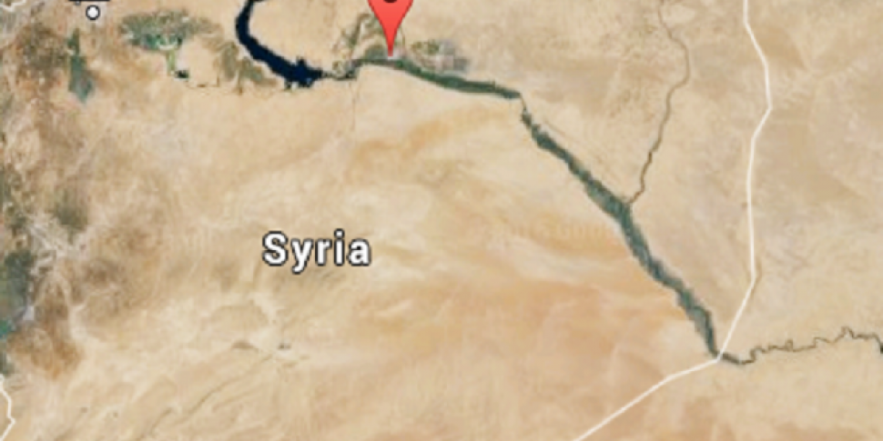 Syrian army enters Raqqa provi...