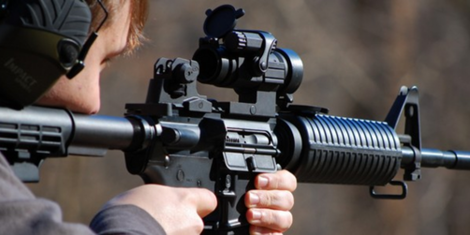 US gun shop offering AR-15 sem...