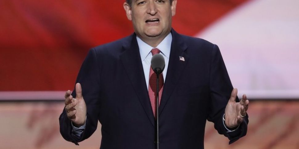 Ted Cruz booed for refusing to...