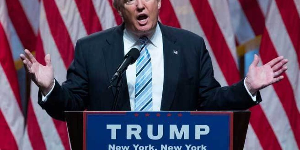 Donald Trump accuses Hillary C...