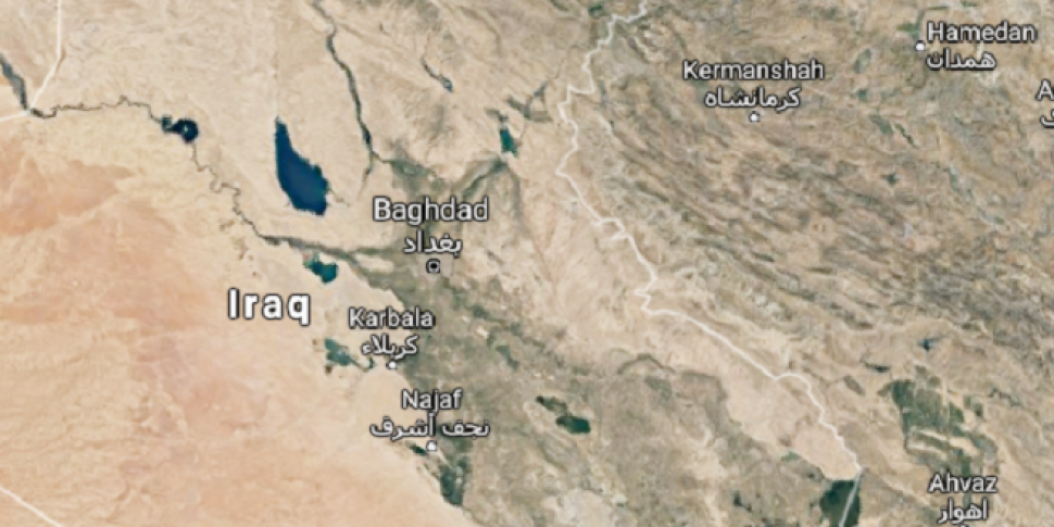 Police in Iraq remove explosiv...