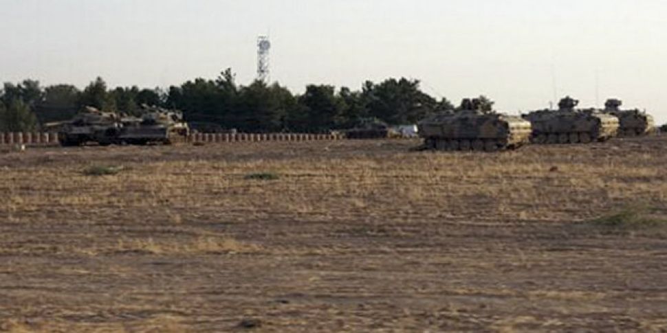 Turkish tanks cross into Syria...