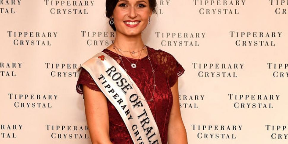 2016 Rose of Tralee wants to v...
