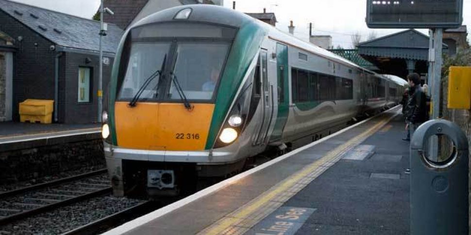 Irish Rail warns push for pay...